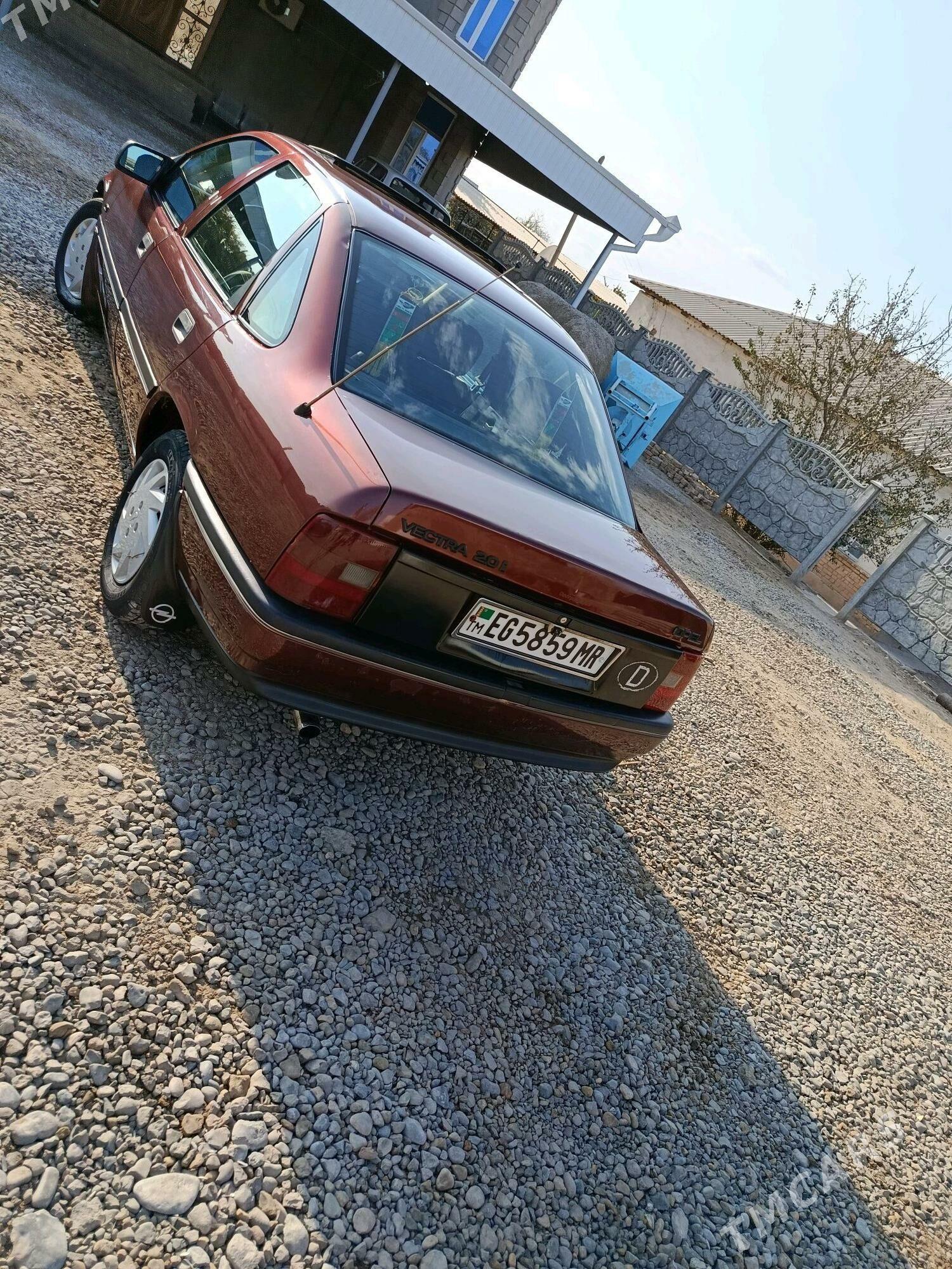 Opel Vectra 1990 - 40 000 TMT - Mary - img 8