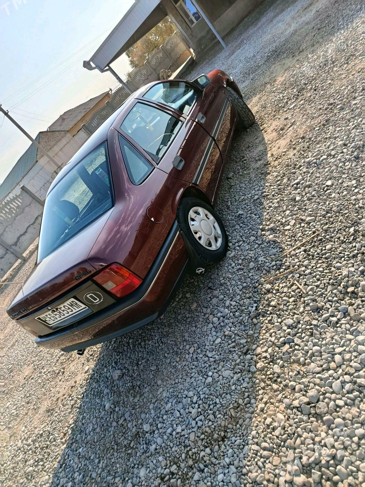 Opel Vectra 1990 - 40 000 TMT - Mary - img 4