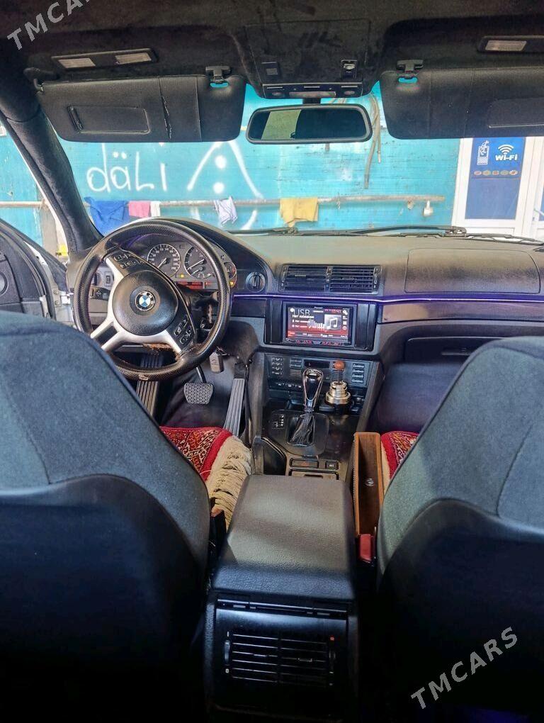 BMW E39 2001 - 130 000 TMT - Дашогуз - img 3