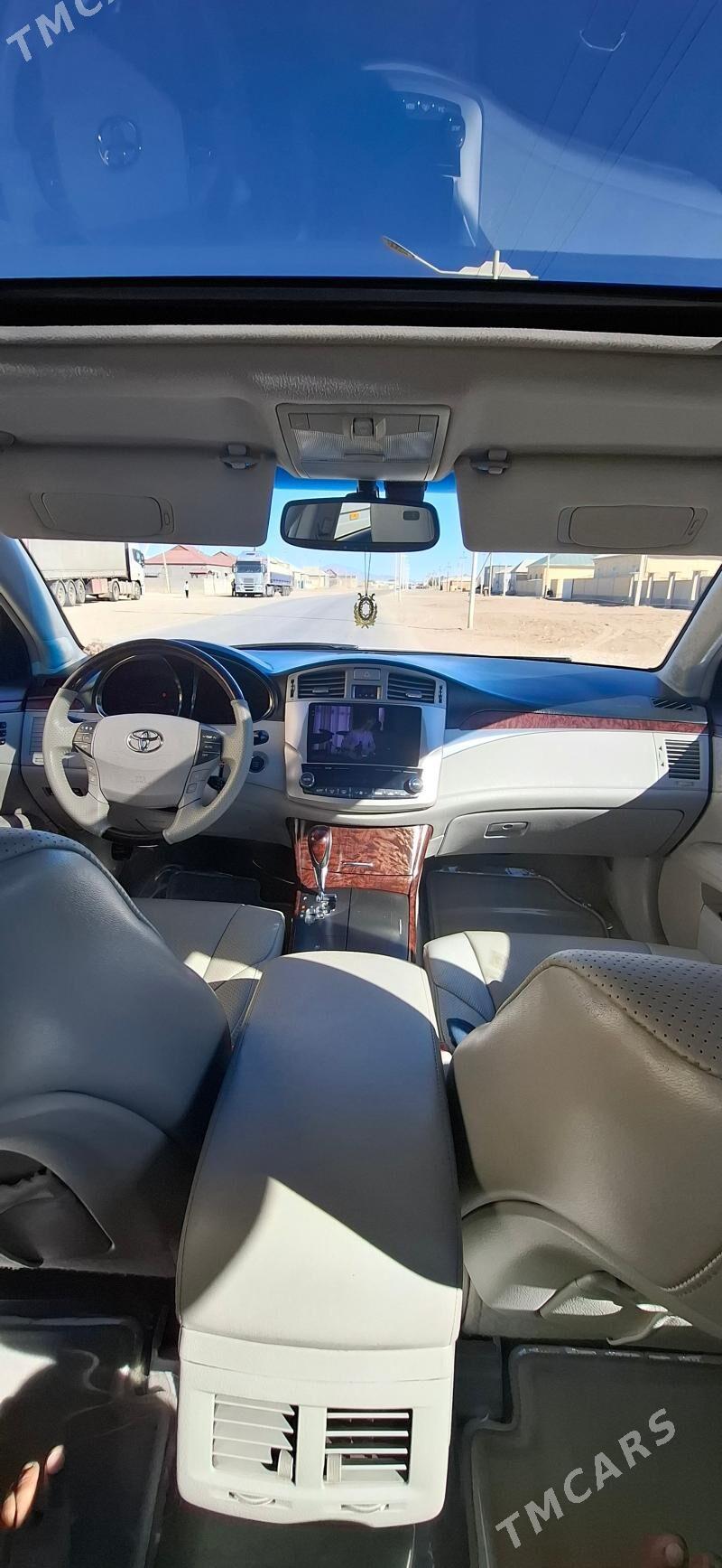 Toyota Avalon 2012 - 330 000 TMT - Гумдаг - img 2