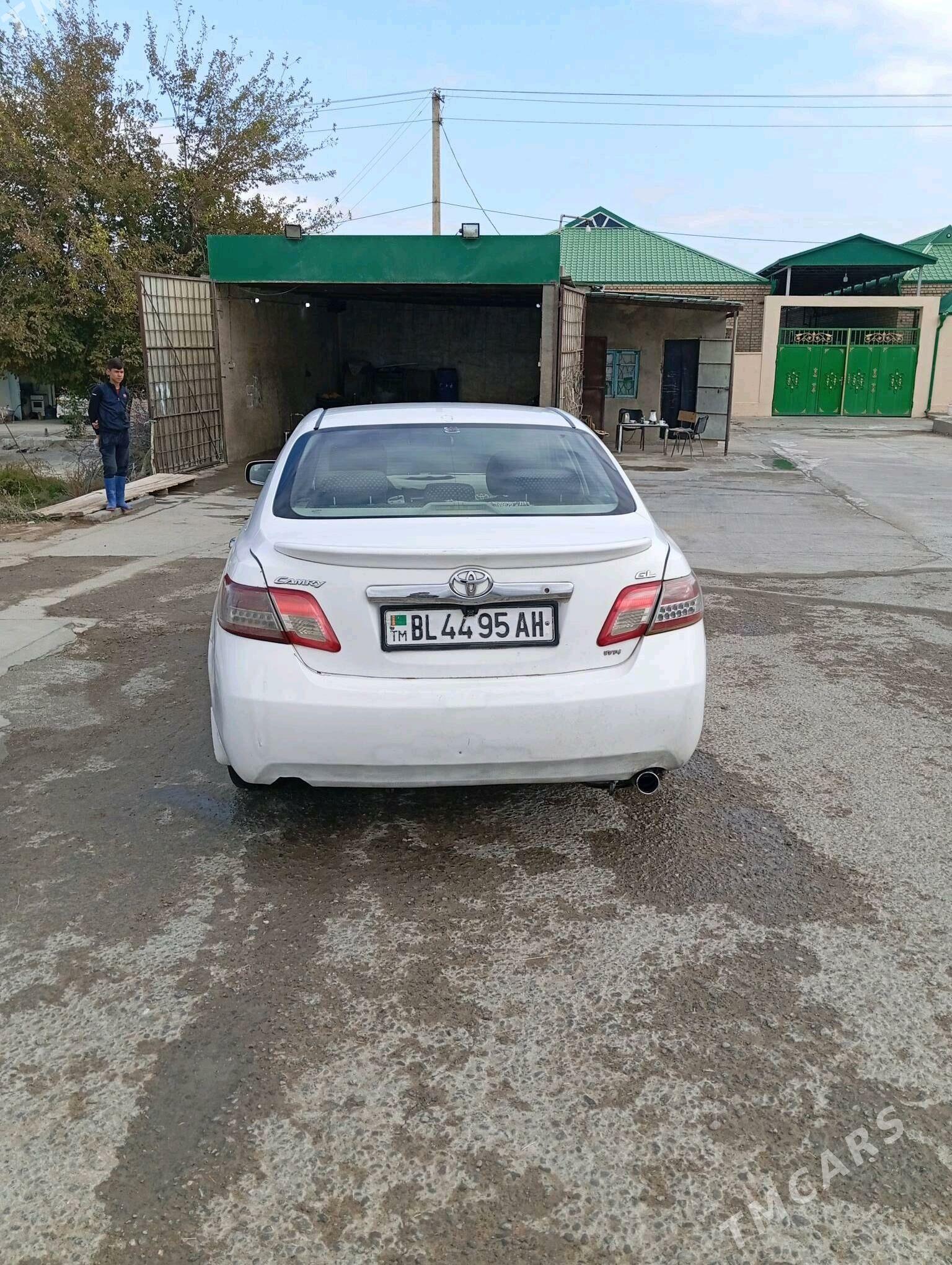 Toyota Camry 2009 - 133 000 TMT - Bäherden - img 3