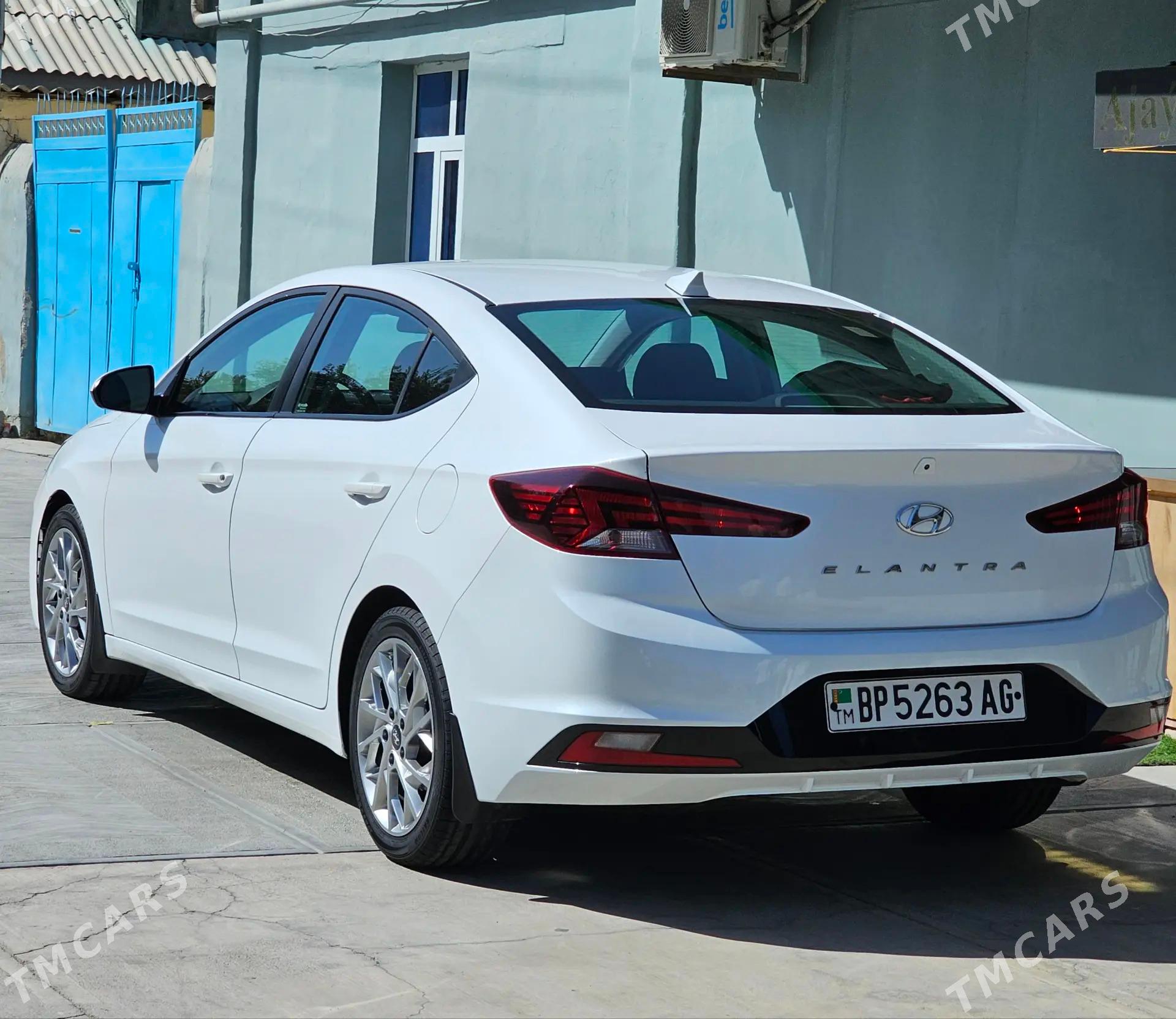 Hyundai Elantra 2020 - 188 000 TMT - Hitrowka - img 3