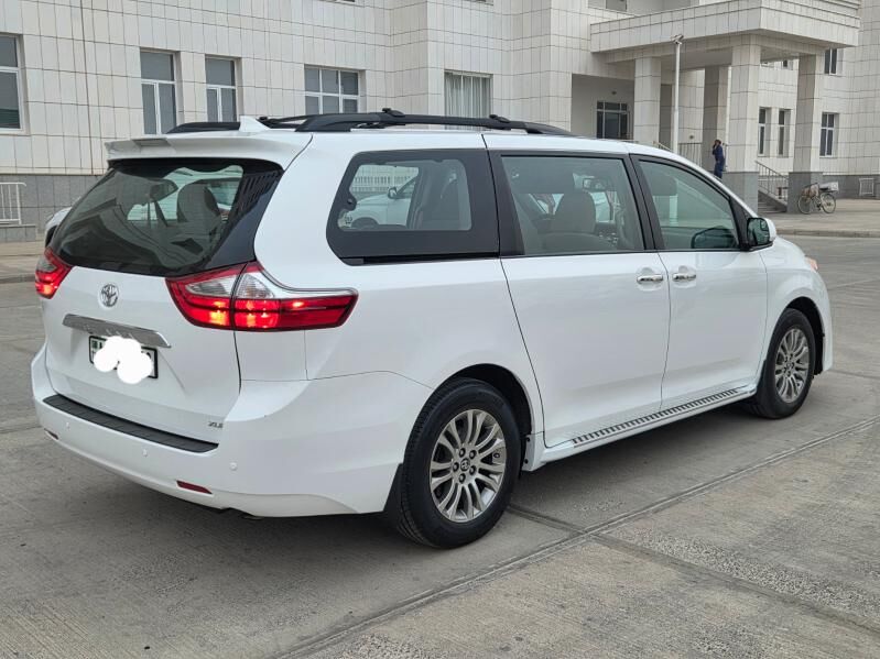 Toyota Sienna 2018 - 395 000 TMT - Ашхабад - img 3