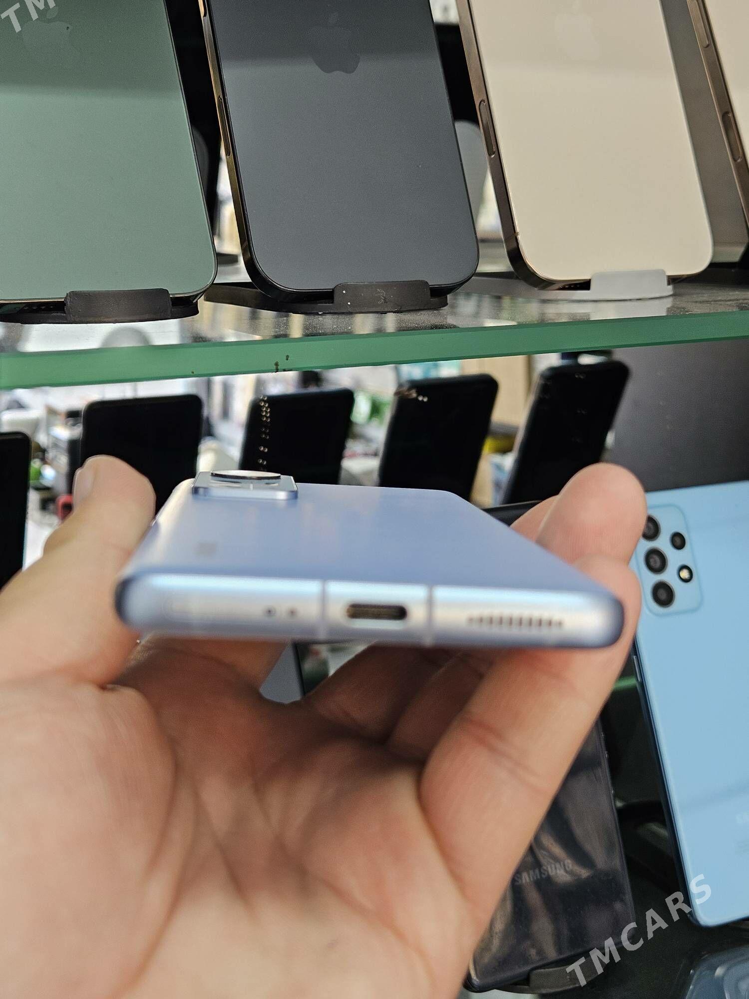 MI 12X 8/128 - Мары - img 2