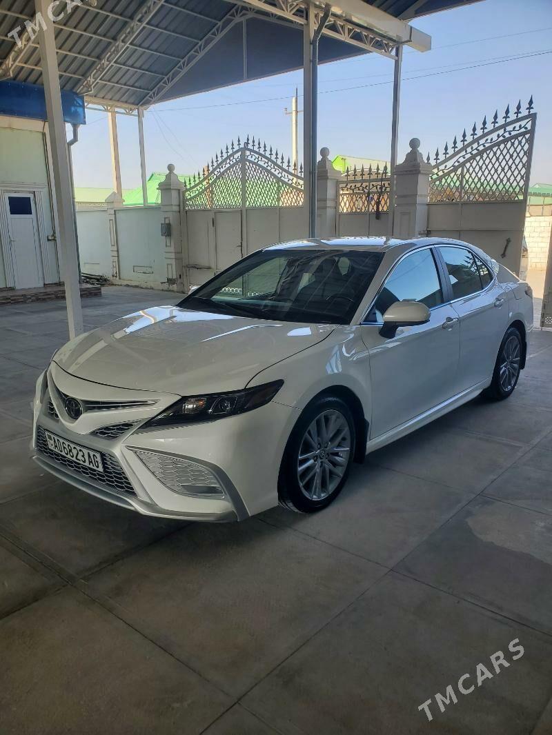 Toyota Camry 2021 - 290 000 TMT - Бузмеин - img 1