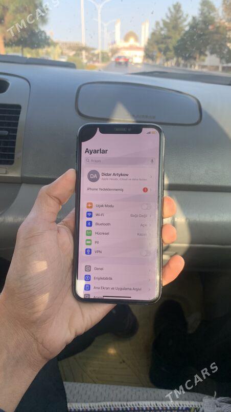 iPhone 11 pro - Mary - img 1