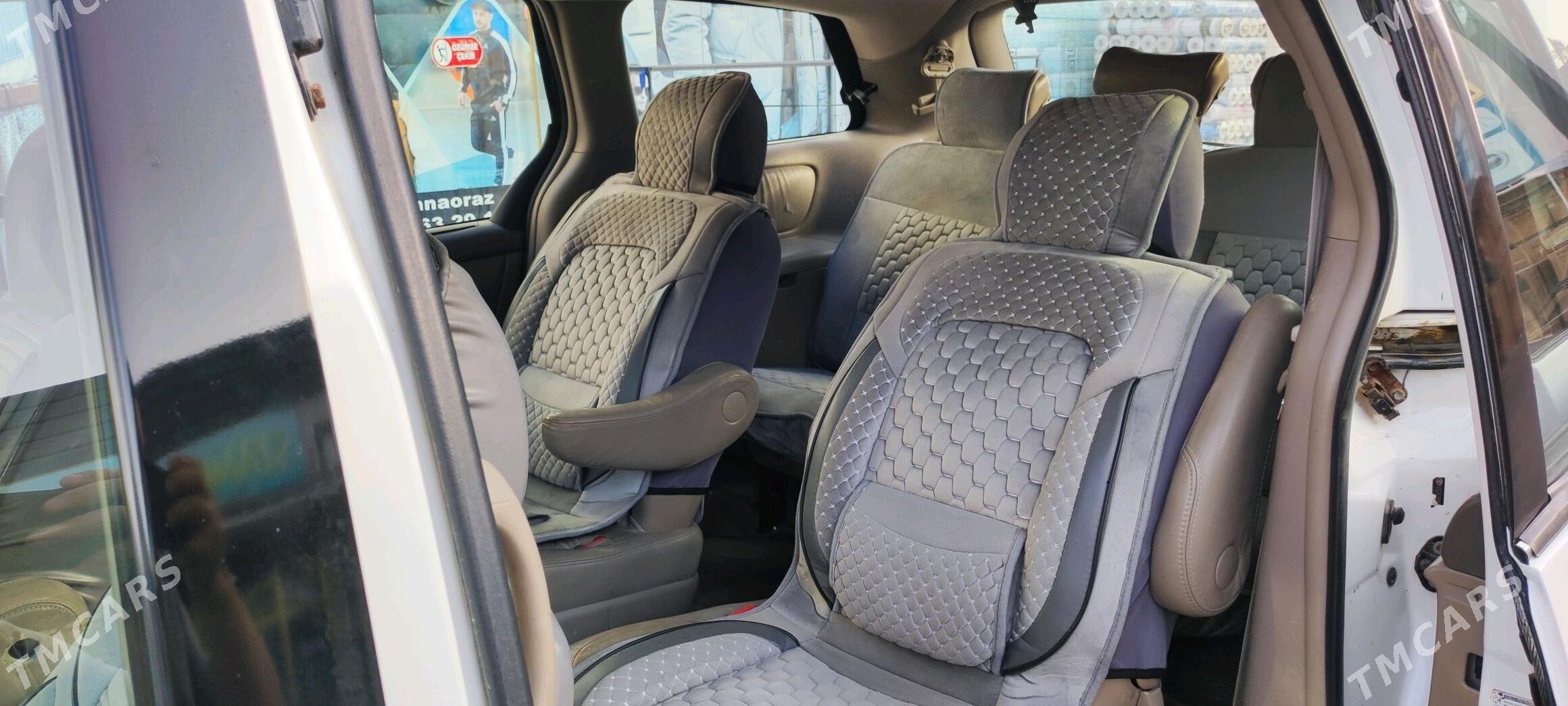 Toyota Sienna 2008 - 235 000 TMT - Мары - img 1