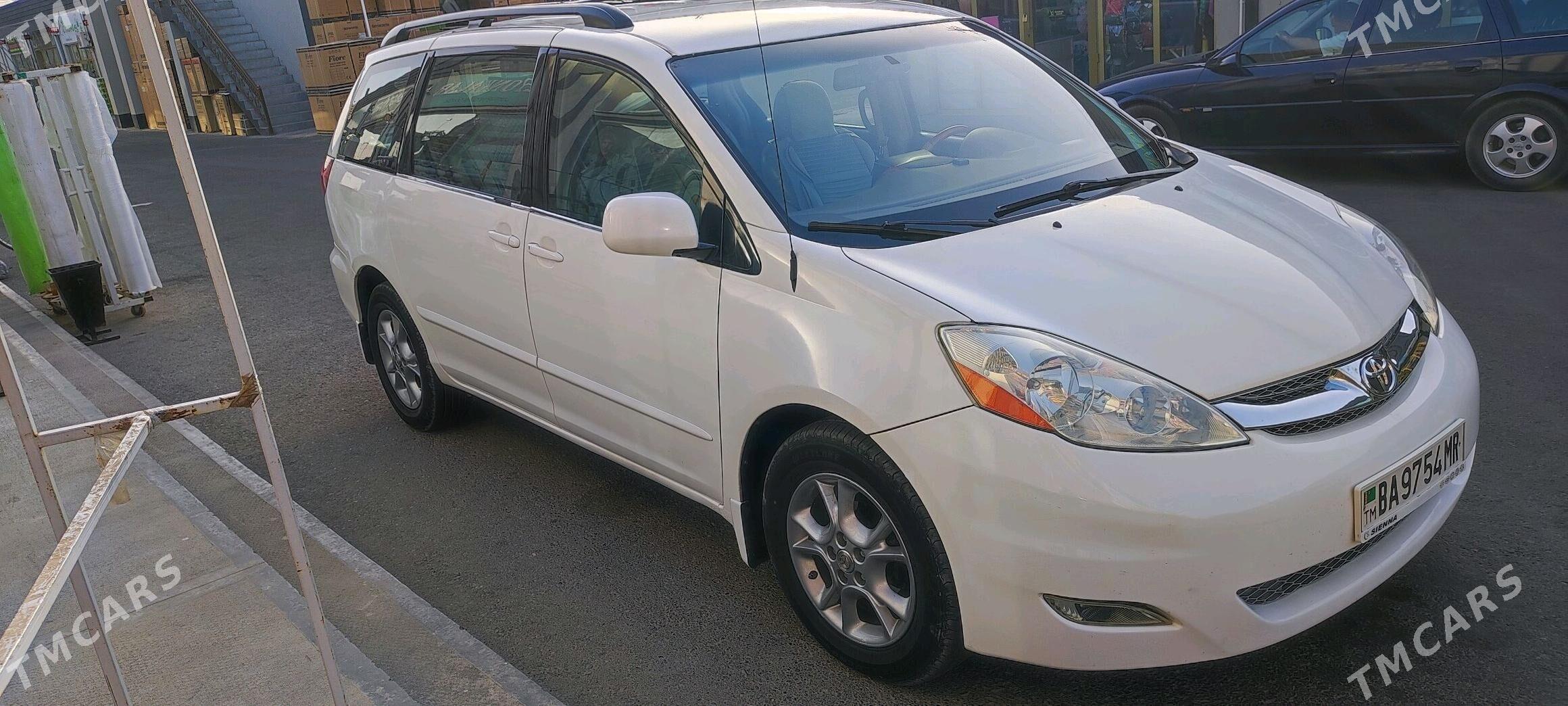 Toyota Sienna 2008 - 235 000 TMT - Мары - img 4