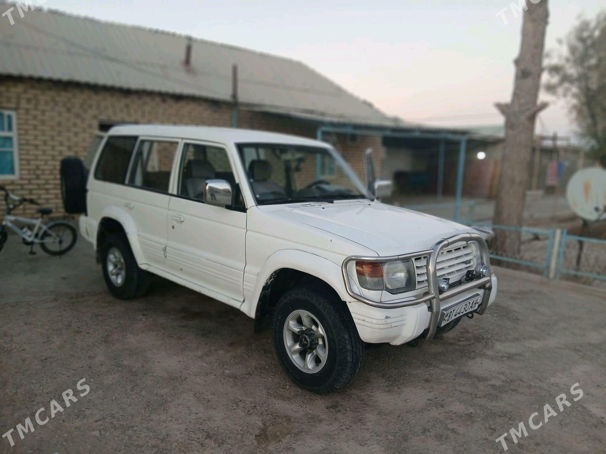 Mitsubishi Pajero 1995 - 53 000 TMT - Серахс - img 1