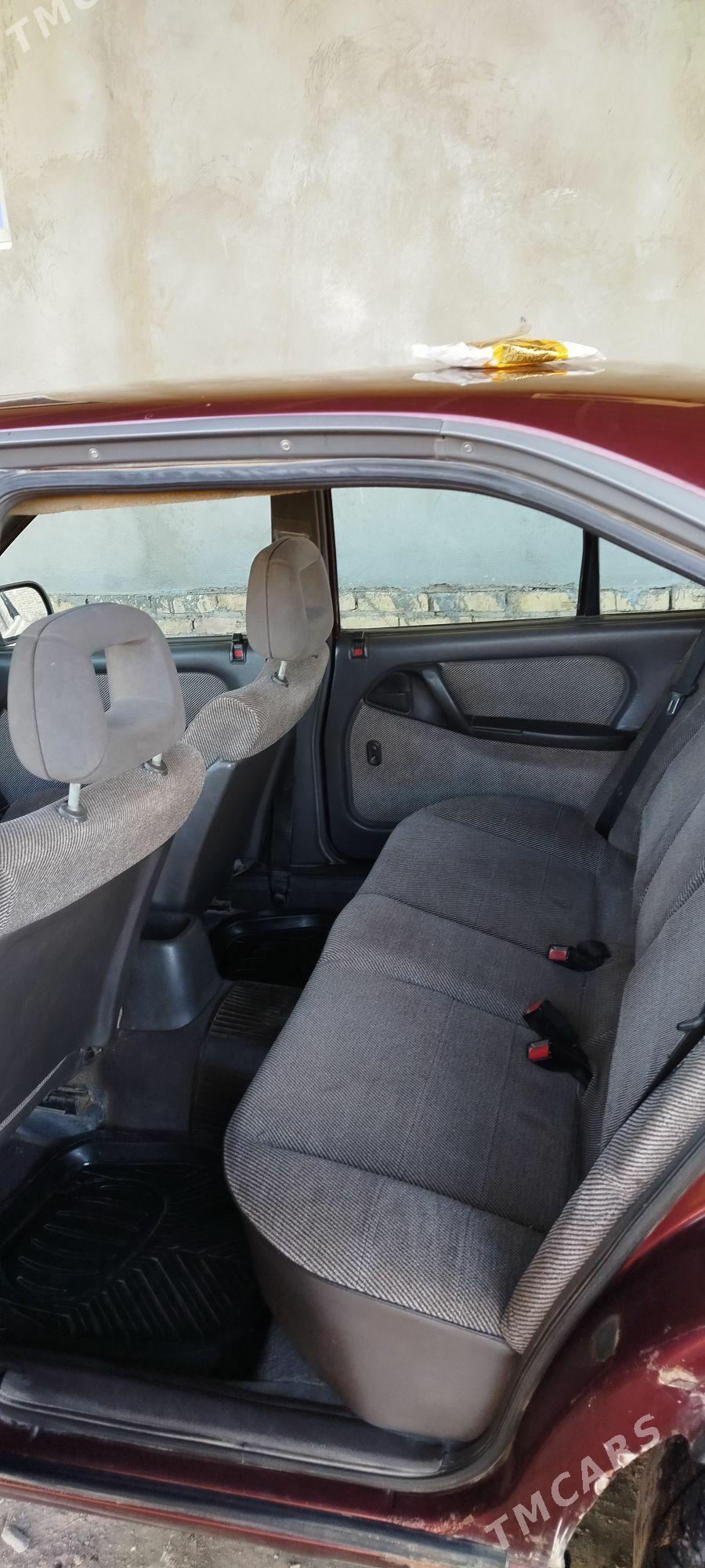 Opel Omega 1990 - 25 000 TMT - Дашогуз - img 5