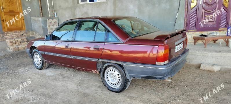 Opel Omega 1990 - 25 000 TMT - Дашогуз - img 10