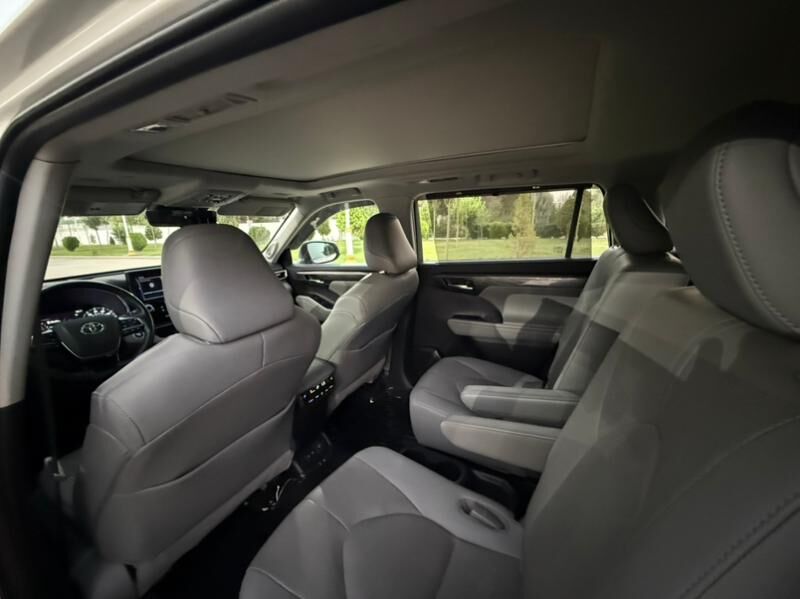 Toyota Highlander 2021 - 655 000 TMT - Ашхабад - img 4