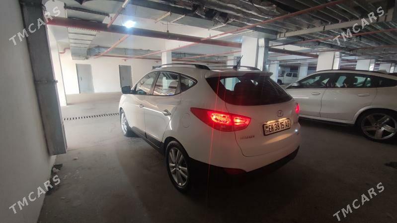 Hyundai Tucson 2010 - 210 000 TMT - Aşgabat - img 4