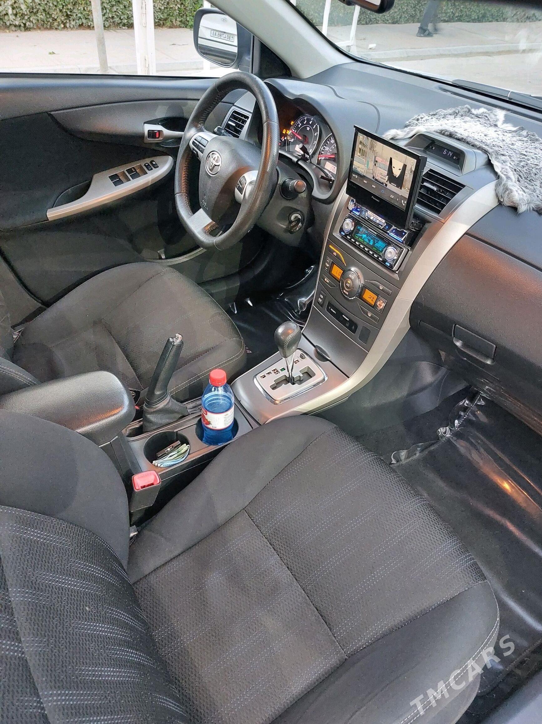 Toyota Corolla 2013 - 225 000 TMT - Aşgabat - img 8