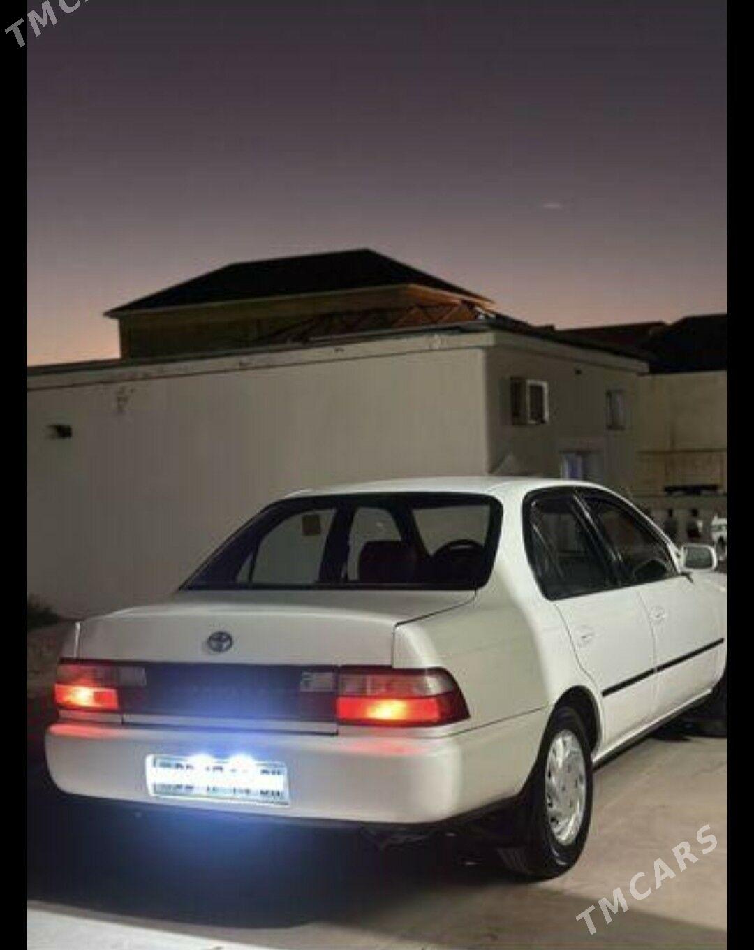 Toyota Corolla 1994 - 65 000 TMT - Балканабат - img 1