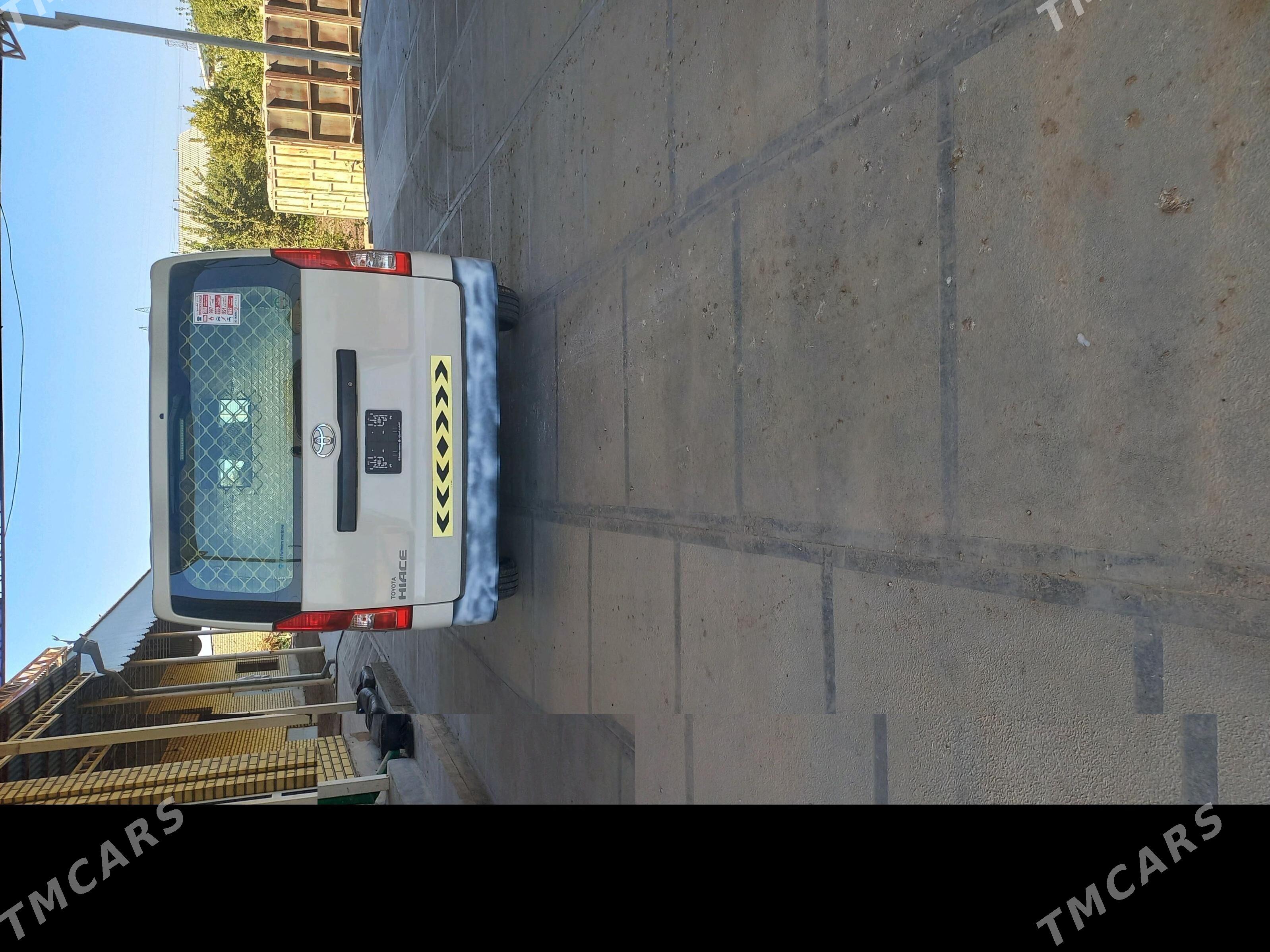 Toyota Hiace 2023 - 550 000 TMT - Мары - img 7