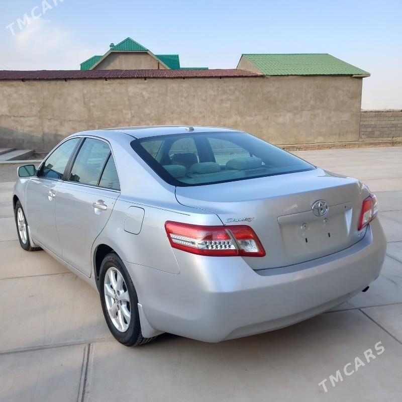 Toyota Camry 2010 - 226 000 TMT - Balkanabat - img 4