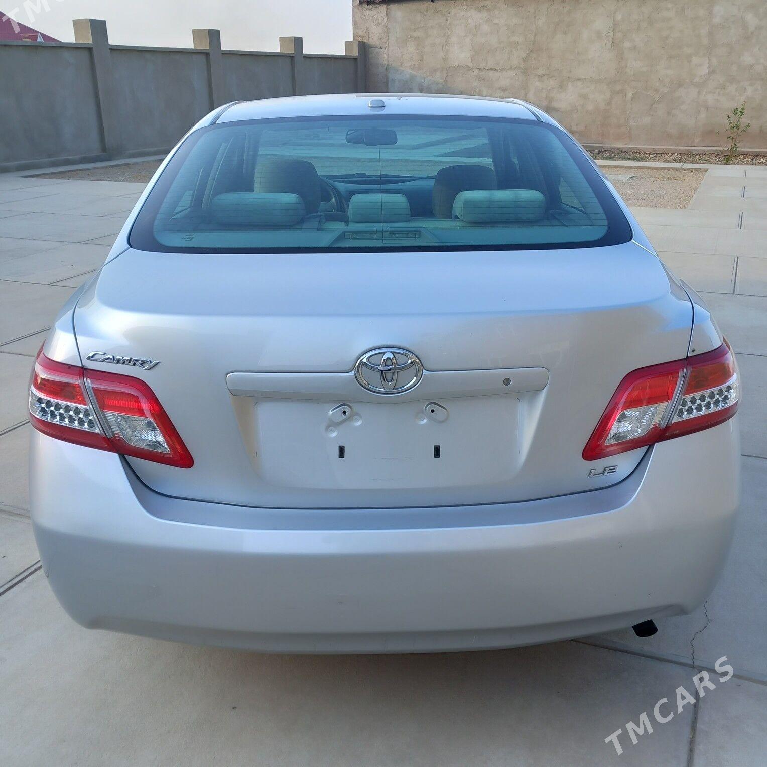 Toyota Camry 2010 - 226 000 TMT - Balkanabat - img 6