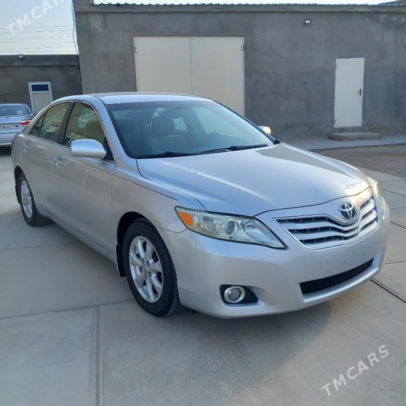 Toyota Camry 2010 - 226 000 TMT - Balkanabat - img 2