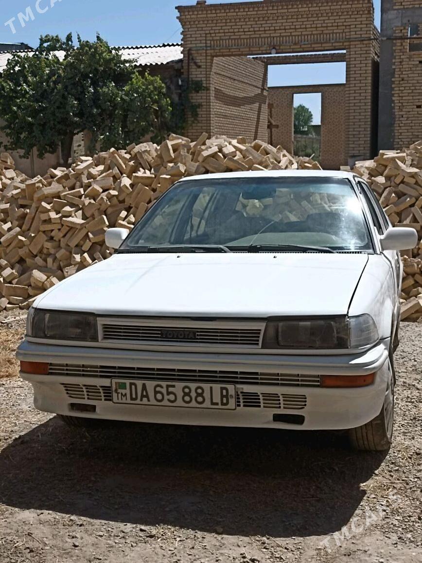 Toyota Corolla 1990 - 24 000 TMT - Türkmenabat - img 2