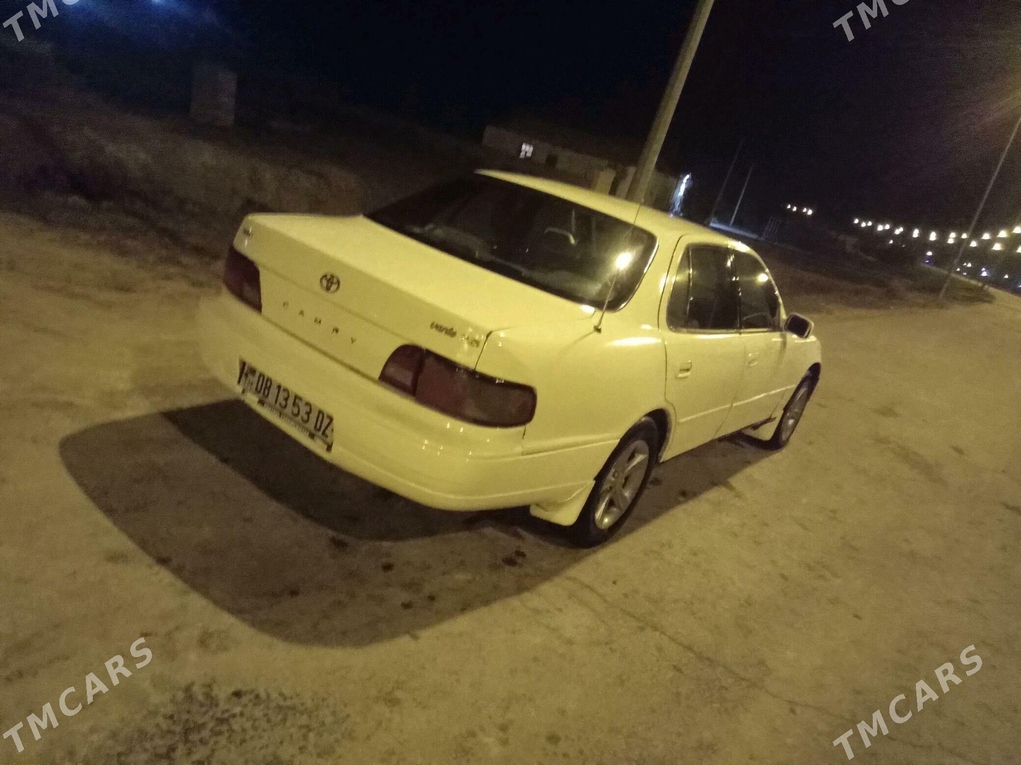 Toyota Camry 1995 - 60 000 TMT - Boldumsaz - img 3