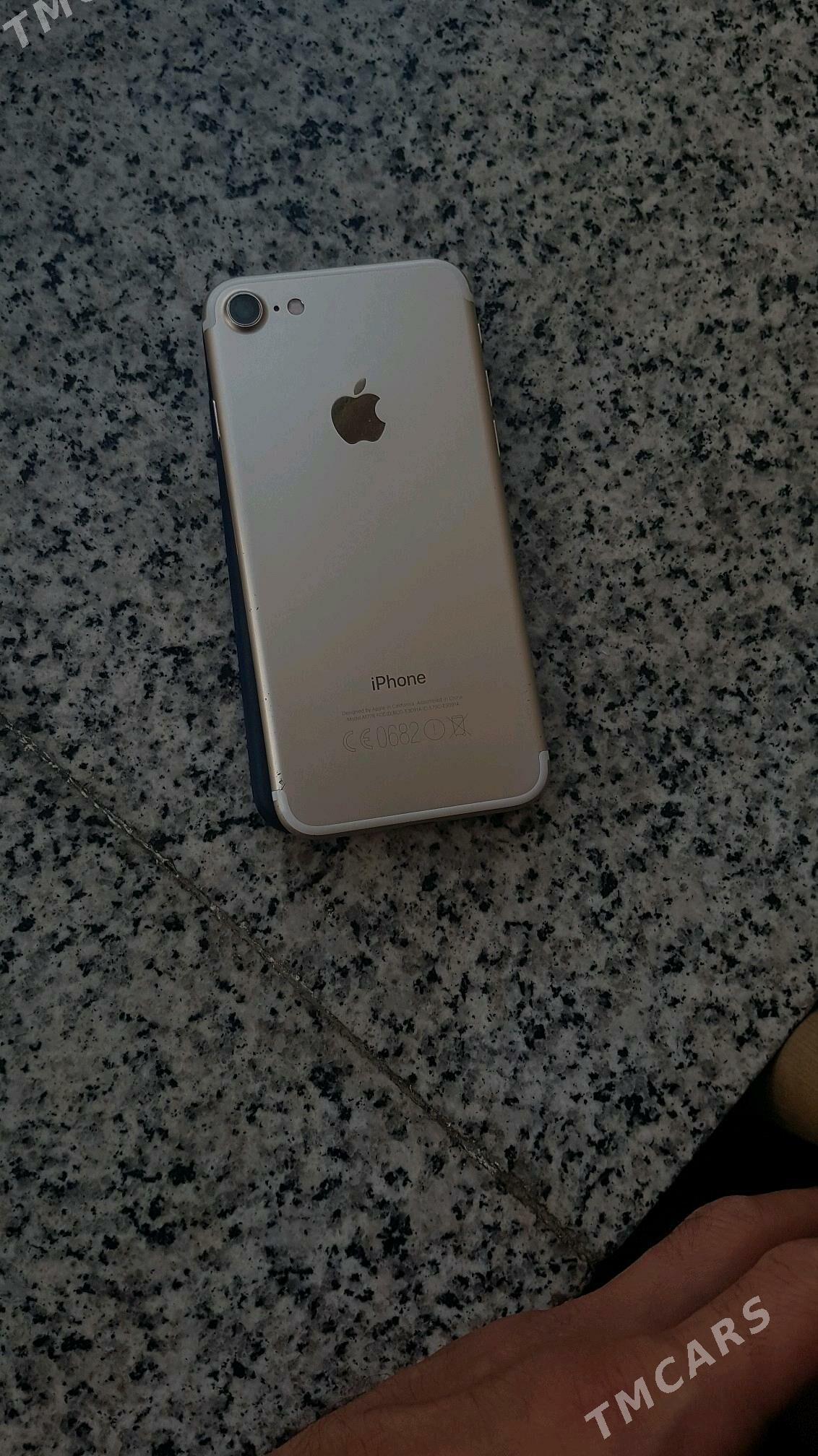 iphone 7gold - Mary - img 3