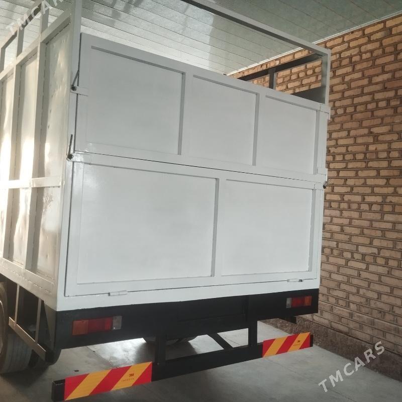 Isuzu Elf 2010 - 290 000 TMT - Ёлётен - img 2