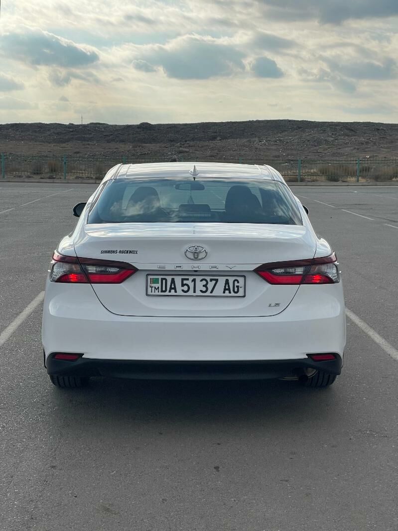 Toyota Camry 2022 - 352 000 TMT - Aşgabat - img 8
