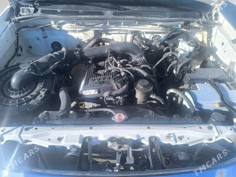 Toyota Hilux 2012 - 300 000 TMT - Garabogaz - img 7