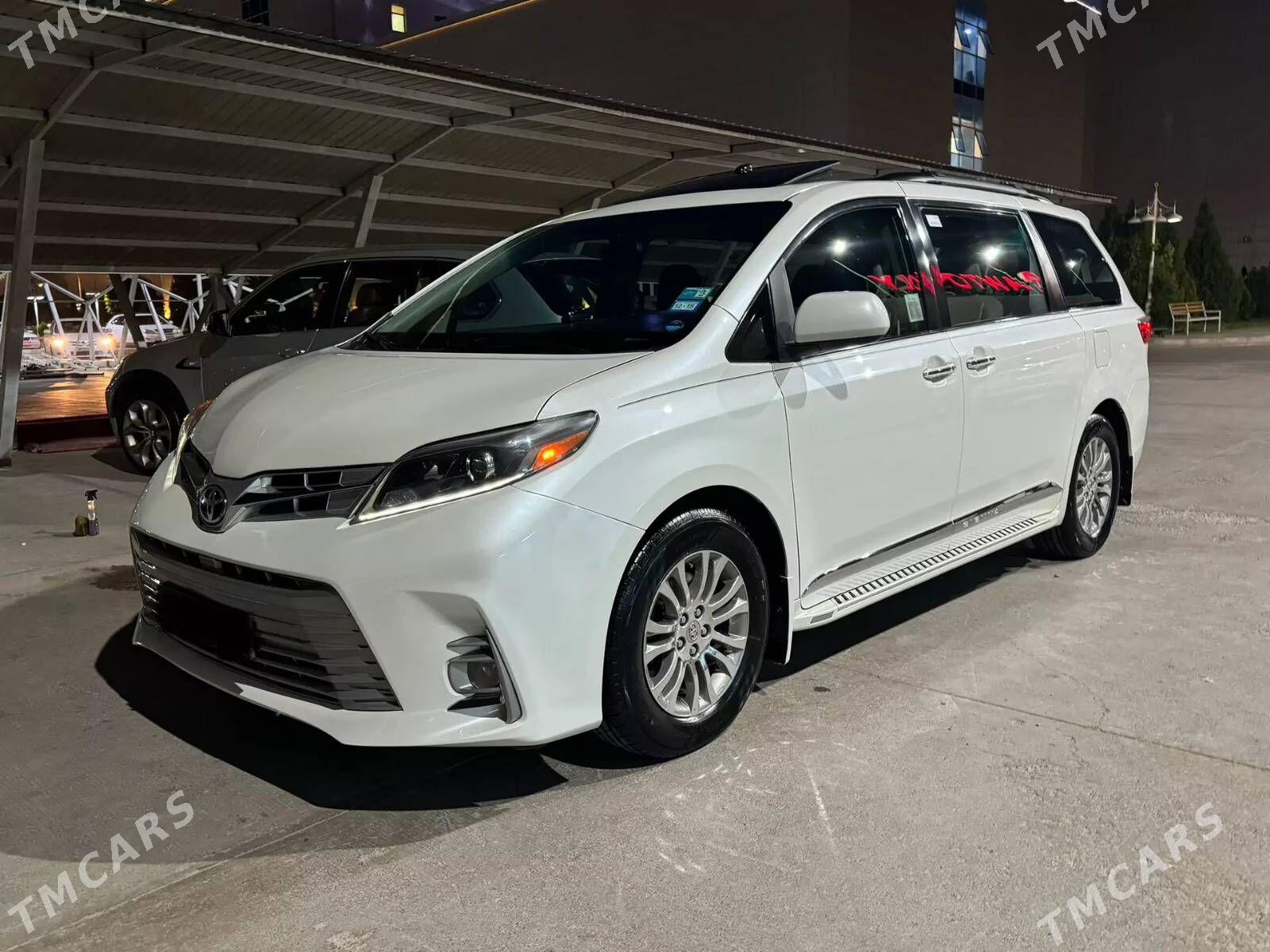 Toyota Sienna 2016 - 390 000 TMT - Балканабат - img 2