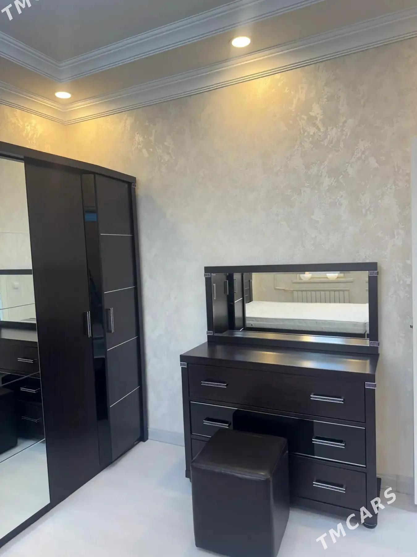 Аренда Мир 6 9/3 этаж 1/2 км - Ашхабад - img 3