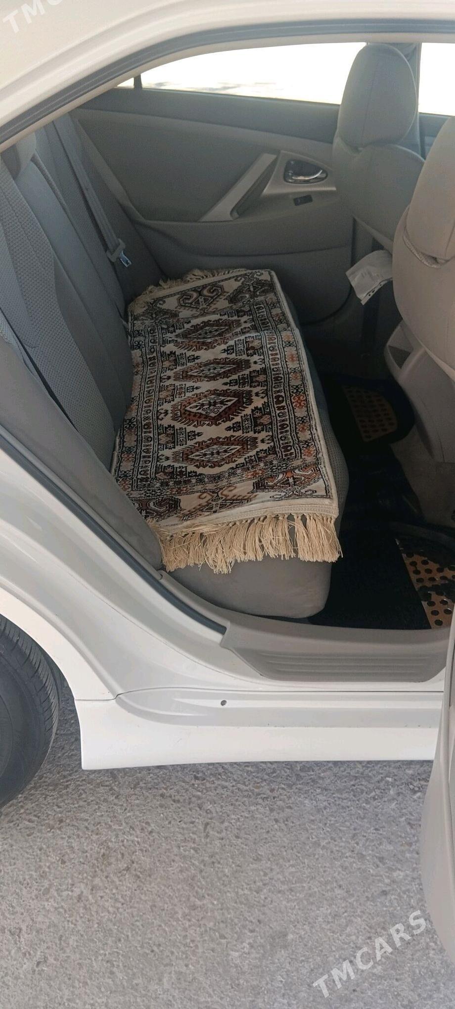 Toyota Camry 2011 - 180 000 TMT - Балканабат - img 4