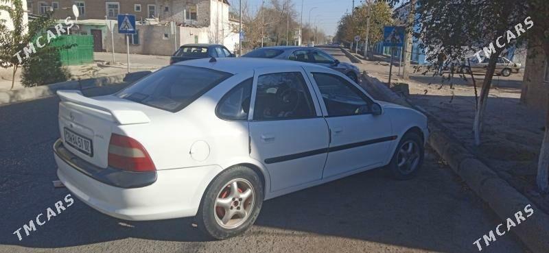 Opel Vectra 1997 - 60 000 TMT - Дашогуз - img 3