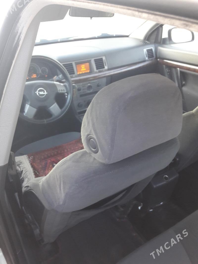 Opel Vectra 2004 - 90 000 TMT - Хитровка - img 6