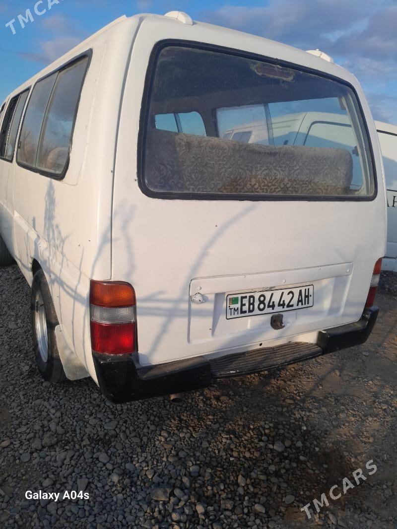 Toyota Hiace 1995 - 50 000 TMT - Tejen - img 3