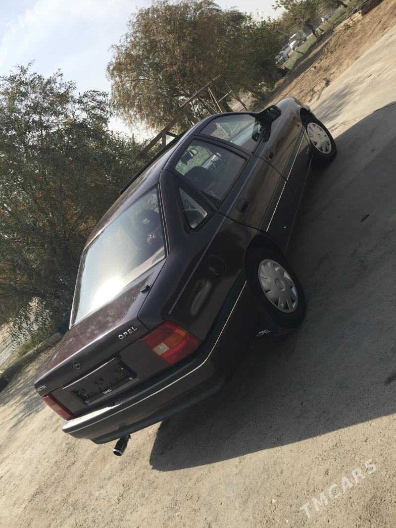 Opel Vectra 1992 - 36 000 TMT - Мары - img 3