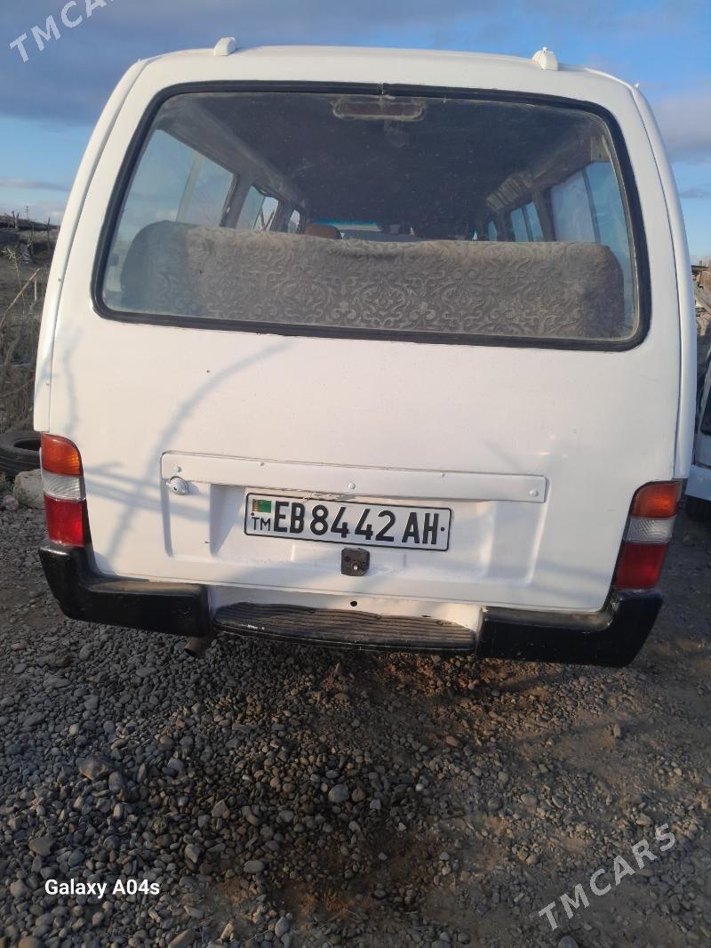 Toyota Hiace 1995 - 50 000 TMT - Tejen - img 2