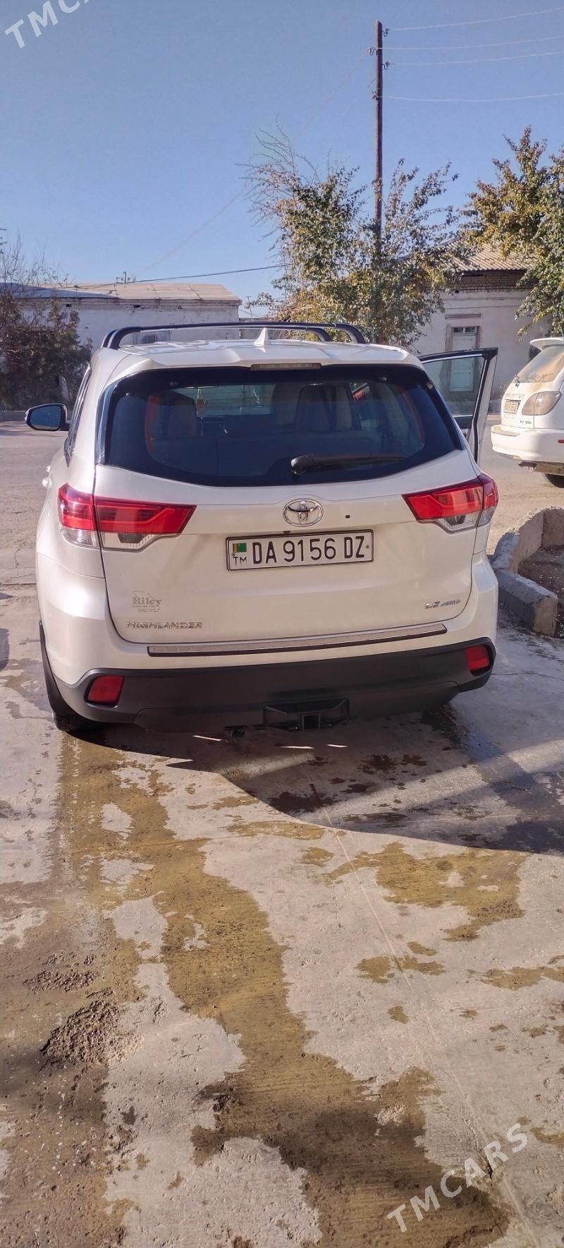 Toyota Highlander 2019 - 500 000 TMT - Daşoguz - img 5