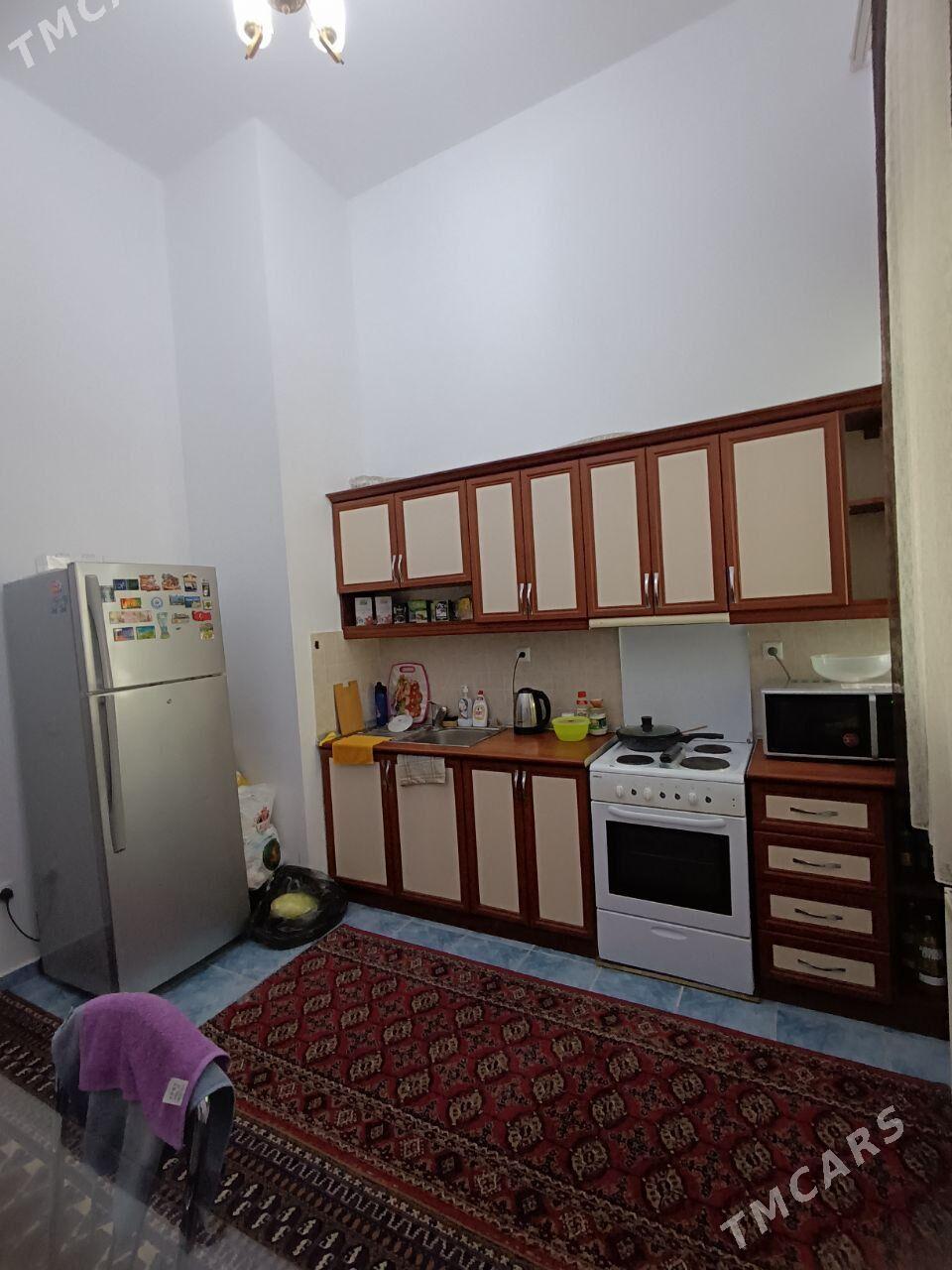 Аренда 3 ком Советская - Sowetskiý köç. (Garaşsyzlyk şaýoly) - img 2