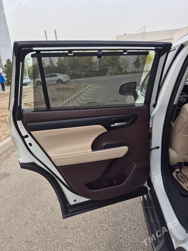 Toyota Highlander 2020 - 520 000 TMT - Aşgabat - img 8