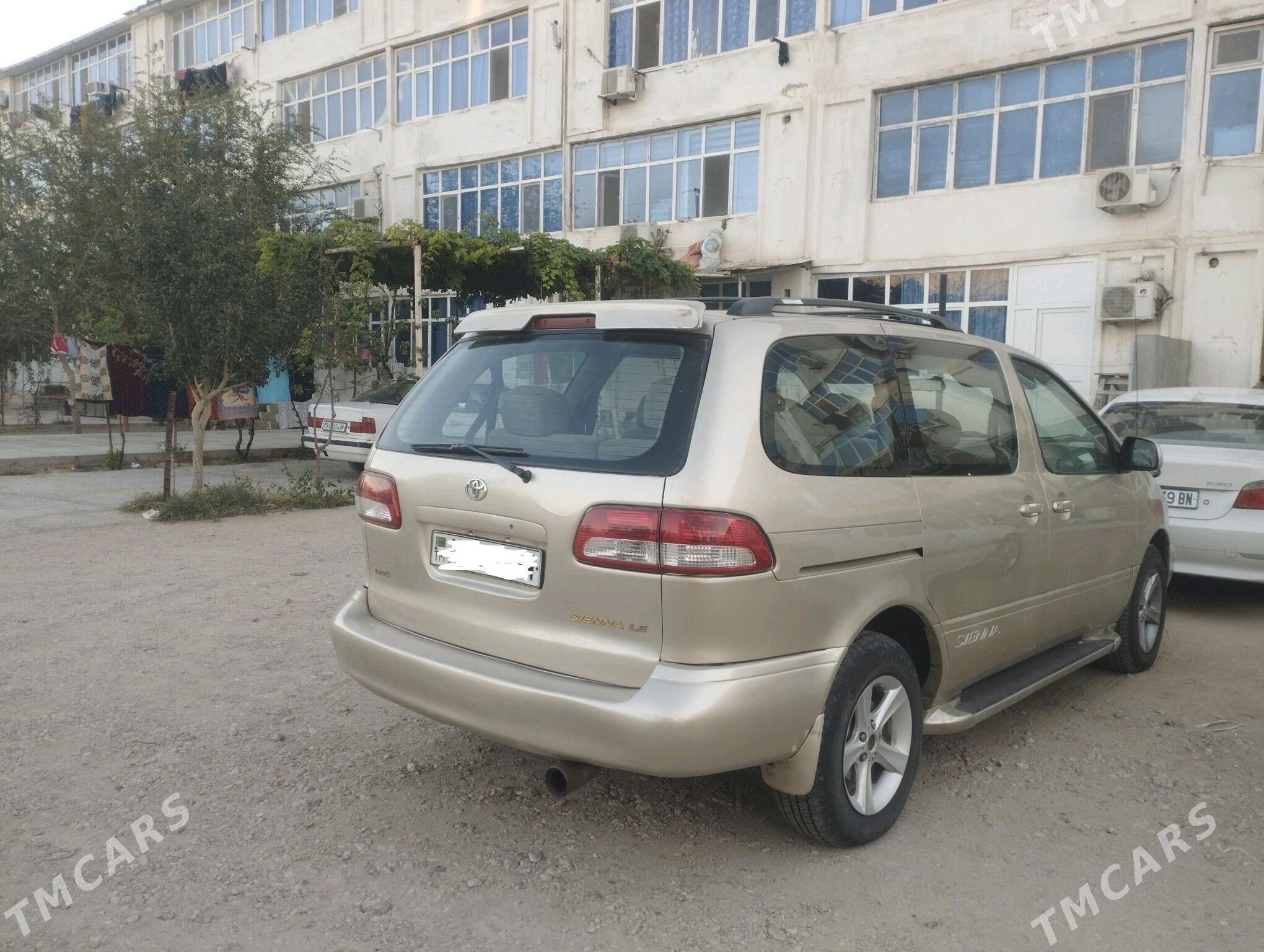 Toyota Sienna 2000 - 165 000 TMT - Балканабат - img 6