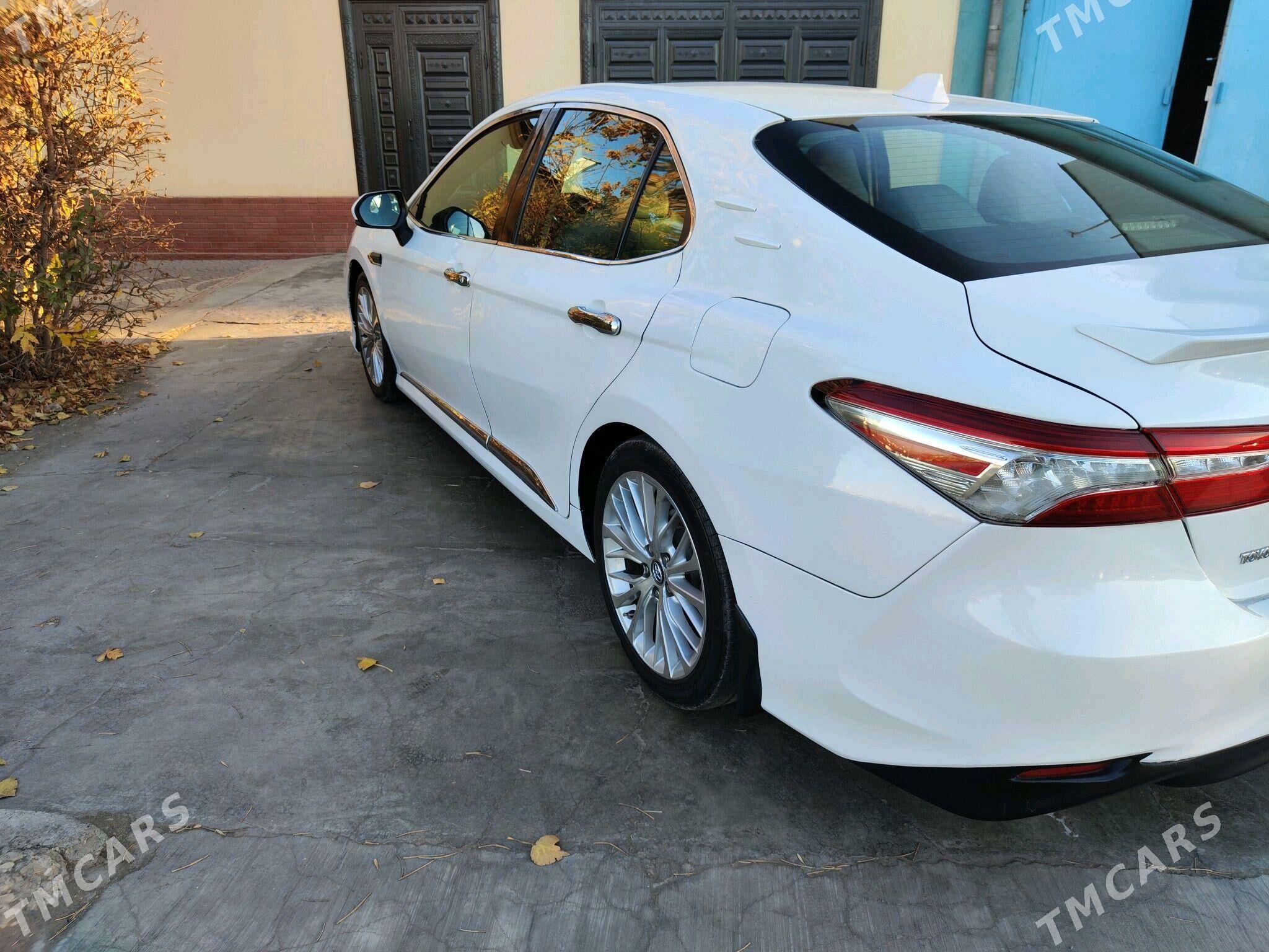 Toyota Camry 2018 - 270 000 TMT - Daşoguz - img 4