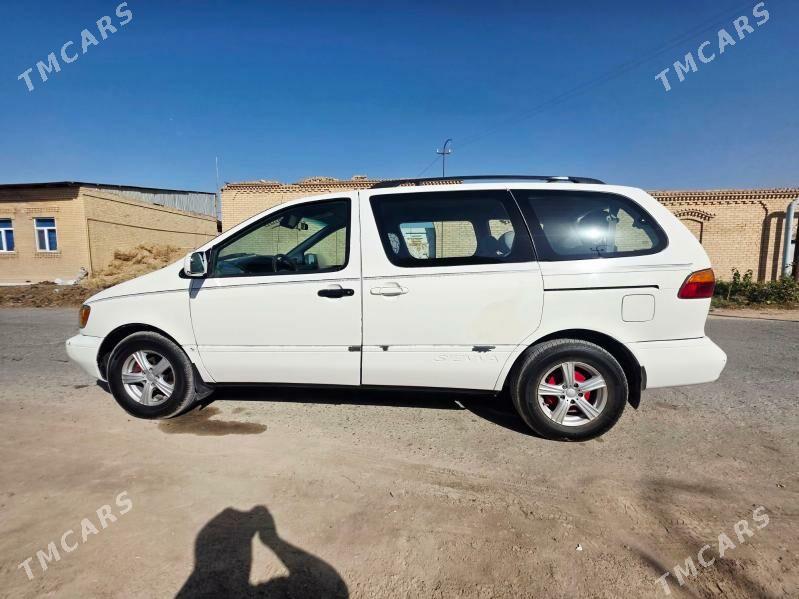 Toyota Sienna 1999 - 137 200 TMT - Türkmenabat - img 5