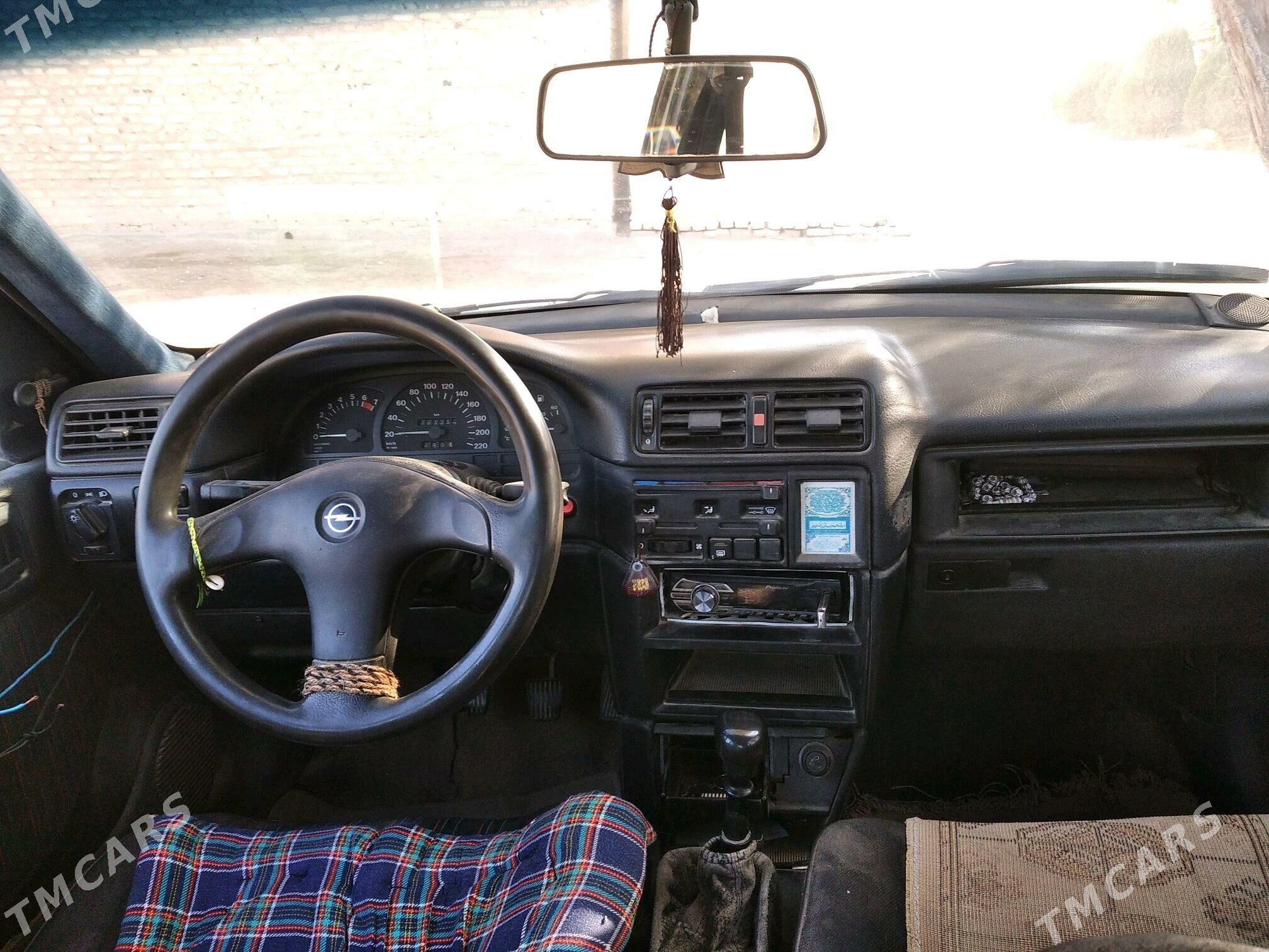 Opel Vectra 1994 - 35 000 TMT - Görogly (Tagta) - img 5