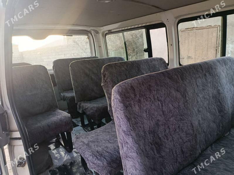 Toyota Hiace 2006 - 220 000 TMT - Gökdepe - img 6