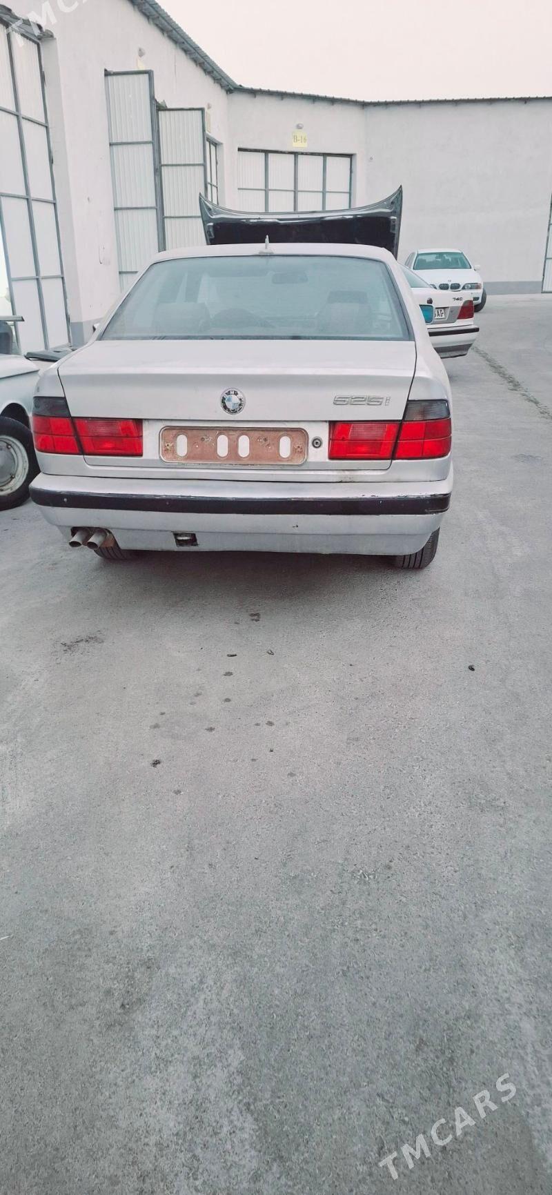 BMW 525 1990 - 25 000 TMT - Büzmeýin - img 3