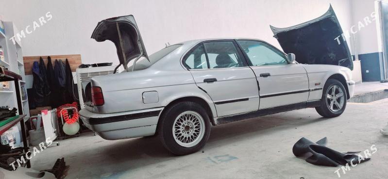 BMW 525 1990 - 25 000 TMT - Büzmeýin - img 1