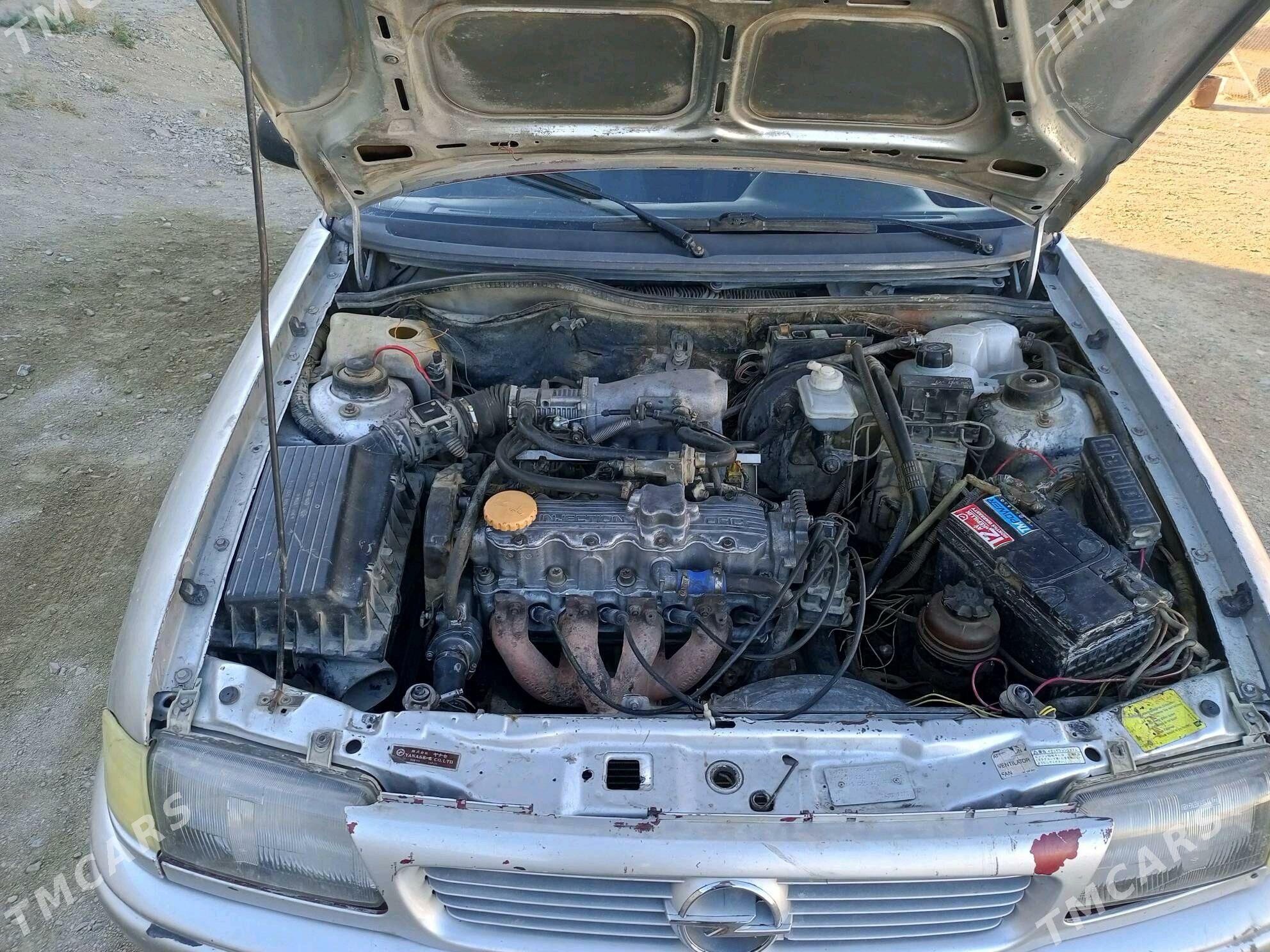 Opel Astra 1997 - 35 000 TMT - Gyzylarbat - img 3