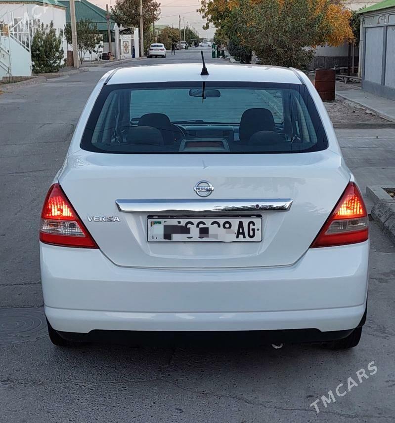 Nissan Versa 2010 - 139 000 TMT - Бузмеин - img 6
