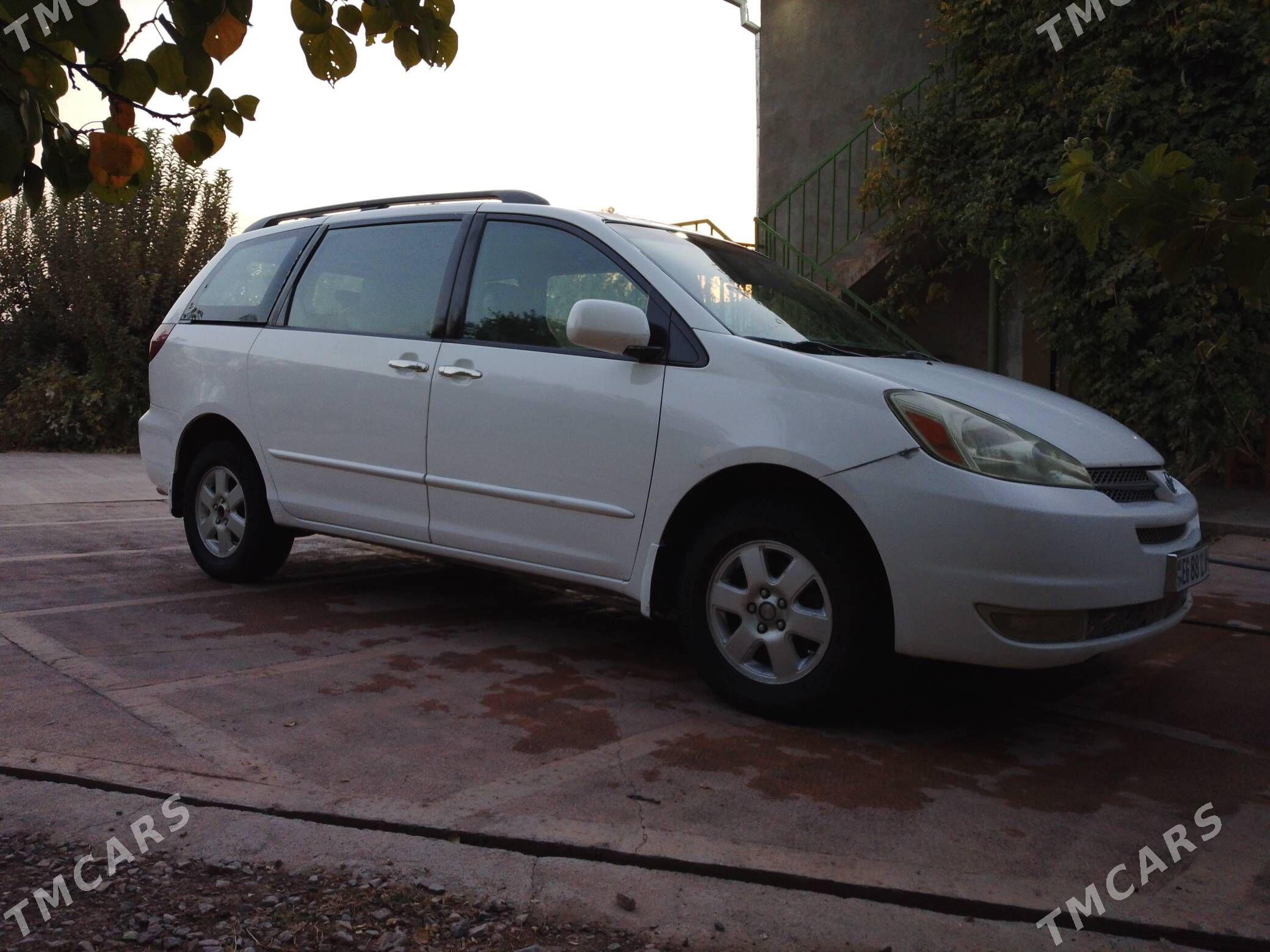 Toyota Sienna 2004 - 230 000 TMT - Байрамали - img 4